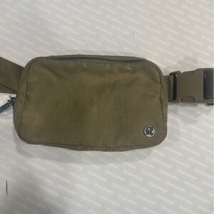 Lululemon belt bag olive green